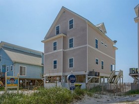 Fort Fun E by Meyer Vacation Rentals