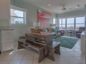 Fort Fun E by Meyer Vacation Rentals