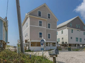 Fort Fun E by Meyer Vacation Rentals