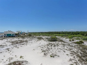 Lotsa Dunes by Meyer Vacation Rentals