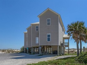 Lotsa Dunes by Meyer Vacation Rentals