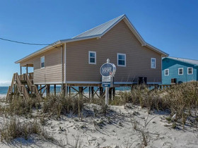 Martha's Vineyard by Meyer Vacation Rentals