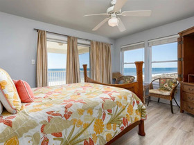 Mar Vista by Meyer Vacation Rentals