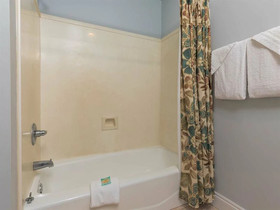 Mar Vista by Meyer Vacation Rentals