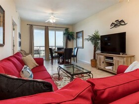 Navy Cove Harbor by Vacasa