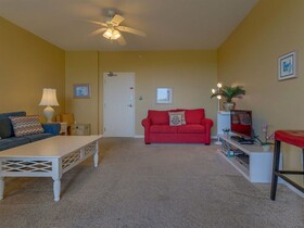 Navy Cove Harbor by Vacasa