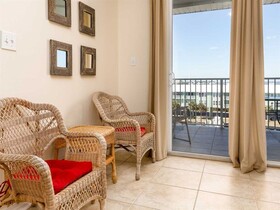 Navy Cove Harbor by Vacasa