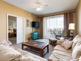 Navy Cove Harbor by Vacasa