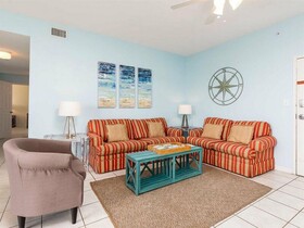 Navy Cove Harbor by Vacasa