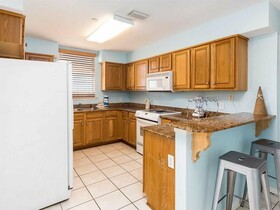 Navy Cove Harbor by Vacasa