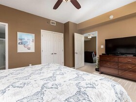 Navy Cove Harbor by Vacasa