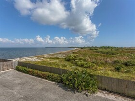 Navy Cove Harbor by Vacasa