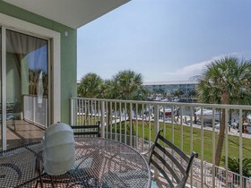 Navy Cove Harbor by Vacasa