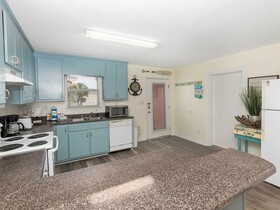 Sand Days West By Meyer Vacation Rentals