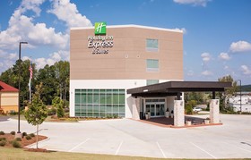 Holiday Inn Express & Suites Birmingham North - Fultondale