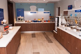 Holiday Inn Express & Suites Birmingham North - Fultondale