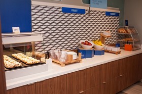 Holiday Inn Express & Suites Birmingham North - Fultondale