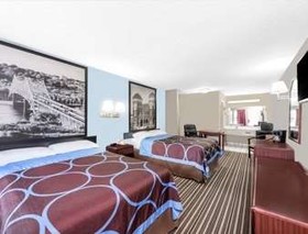 Super 8 by Wyndham Gadsden AL