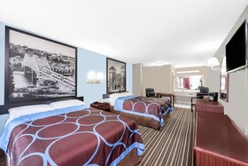 Super 8 by Wyndham Gadsden AL