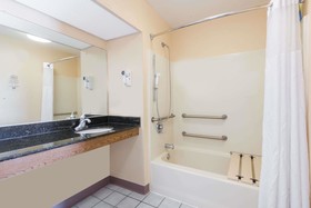 Baymont by Wyndham Greenville