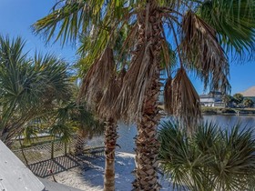 Abaco House by Meyer Vacation Rentals