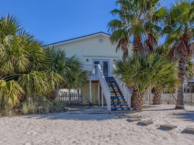 Abaco House by Meyer Vacation Rentals