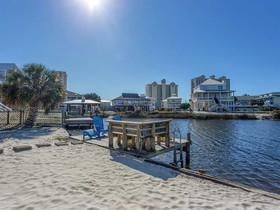 Abaco House by Meyer Vacation Rentals