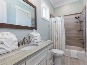 Anchors Away by Meyer Vacation Rentals