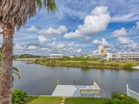 Beach Haven by Vacasa