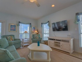 Beach Haven by Vacasa