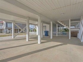 Beach Haven by Vacasa