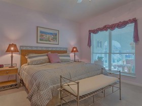 Beach Haven by Vacasa