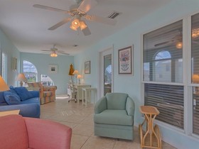 Beach Haven by Vacasa