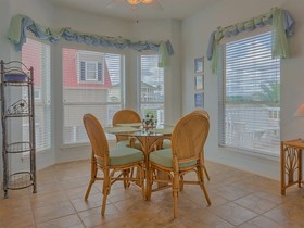 Beach Haven by Vacasa