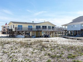 Best of Both Worlds by Meyer Vacation Rentals