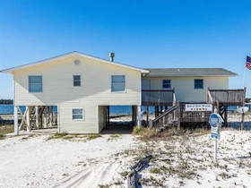 Best of Both Worlds by Meyer Vacation Rentals