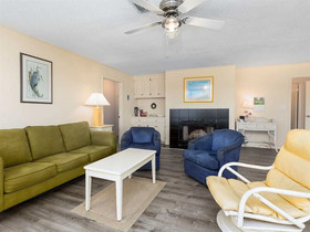 Best of Both Worlds by Meyer Vacation Rentals