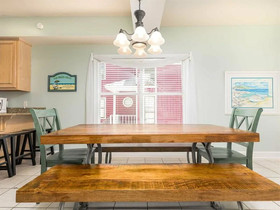 Blue Parrot 1 by Meyer Vacation Rentals