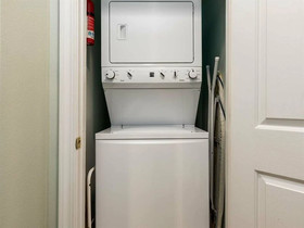 Blue Parrot 1 by Meyer Vacation Rentals
