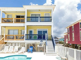 Blue Parrot 1 by Meyer Vacation Rentals