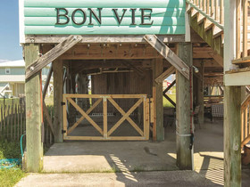 Bon Vie by Youngs Suncoast