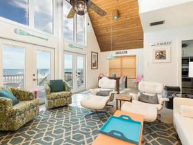 Breeze In by Meyer Vacation Rentals