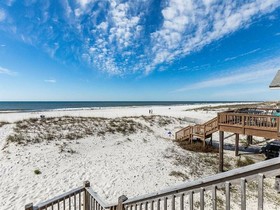 Breeze In by Meyer Vacation Rentals