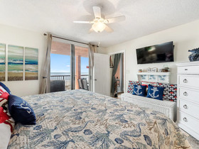 Buena Vista by RedAwning