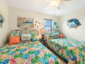 Buena Vista by RedAwning