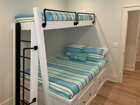 Captain's Landing by Meyer Vacation Rentals