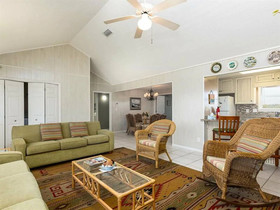 Casa Crockett by Meyer Vacation Rentals