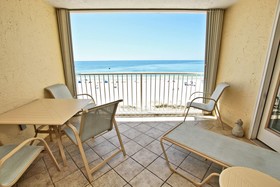 Castaways by Youngs Suncoast