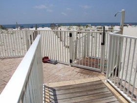 Castaways by Youngs Suncoast