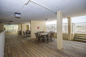 Castaways by Youngs Suncoast